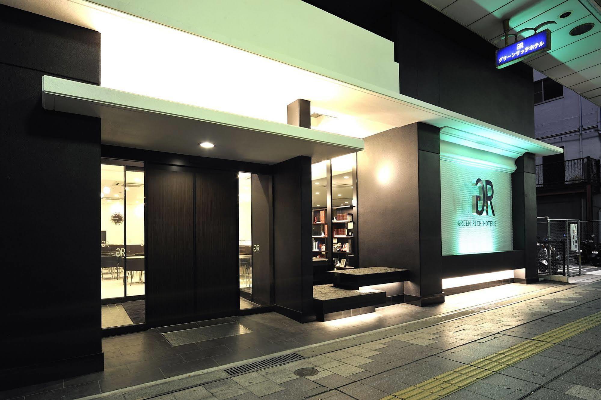 Green Rich Hotel Iwakuni Ekimae Exterior photo